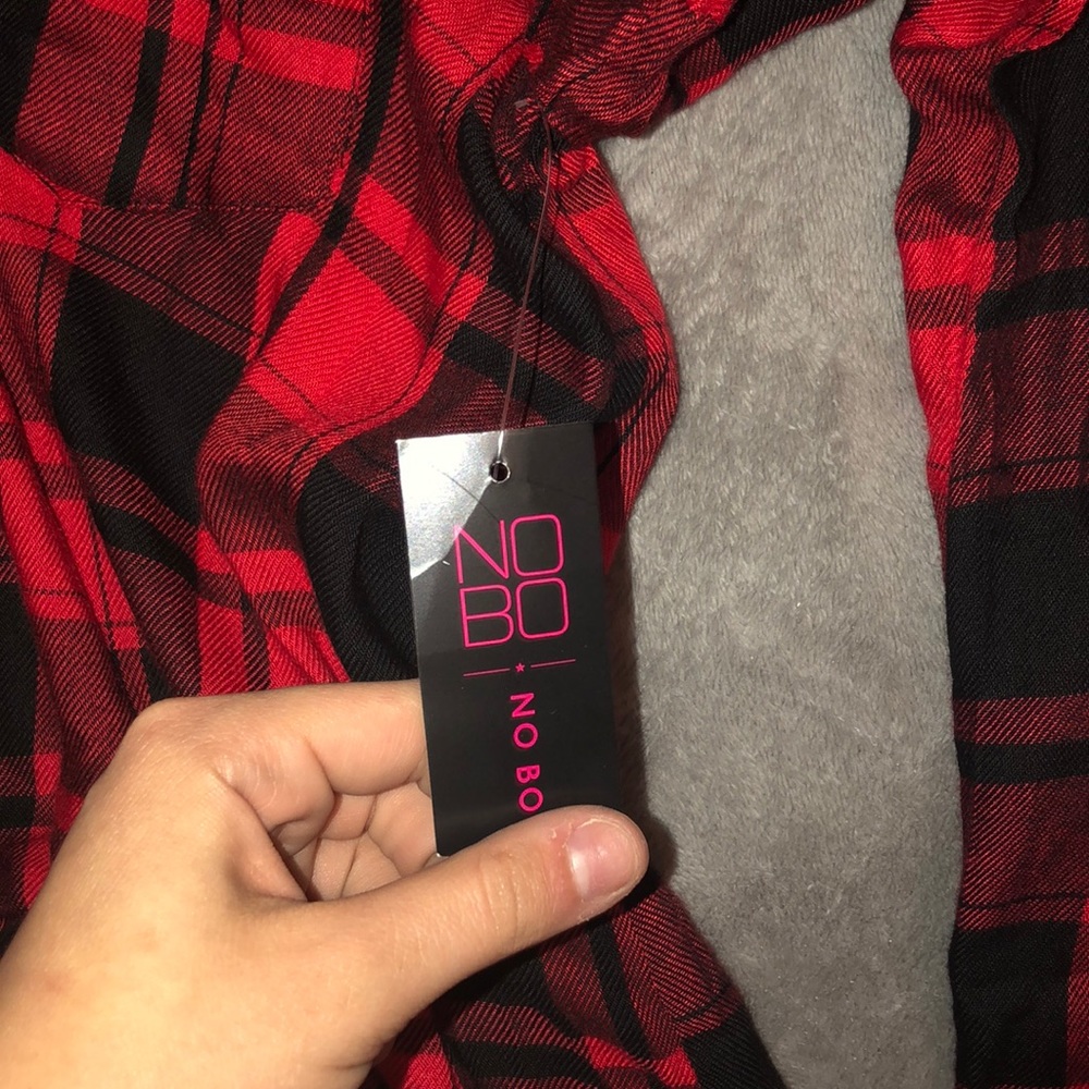 Shirt - Picture 2 of 3